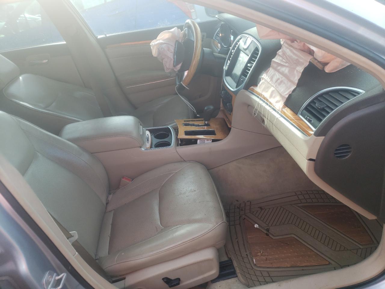 Photo 5 from auction – 2013 CHRYSLER 300C with VIN 2C3CCAET4DH611961