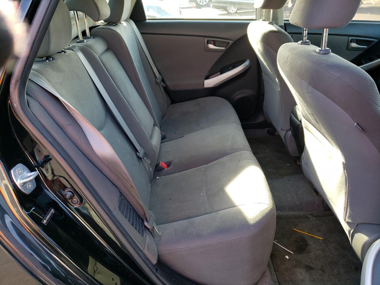 Photo 6 from auction – 2012 TOYOTA PRIUS with VIN JTDKN3DU2C5434680