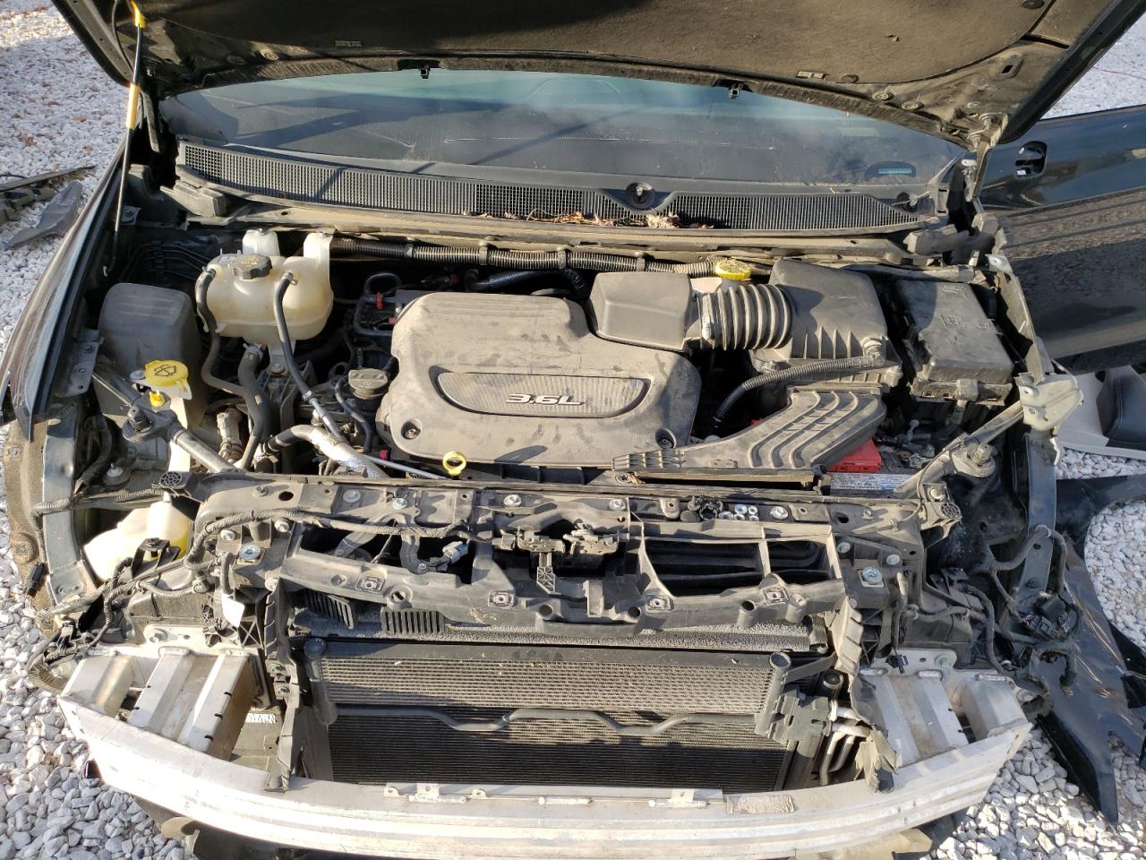 Photo 7 from auction – 2017 CHRYSLER PACIFICA T with VIN 2C4RC1DG1HR747233