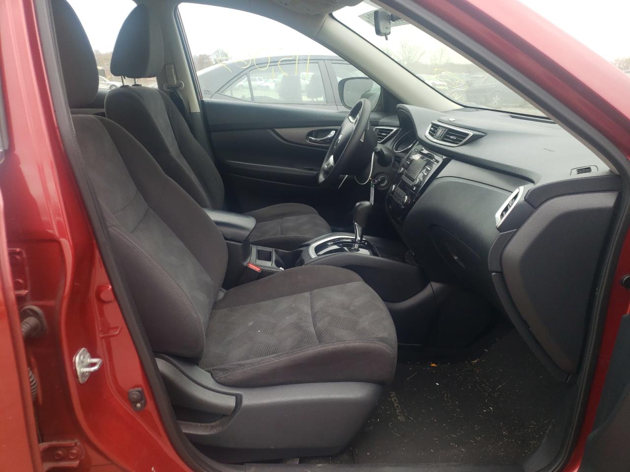 Photo 5 from auction – 2016 NISSAN ROGUE S with VIN KNMAT2MT2GP699273