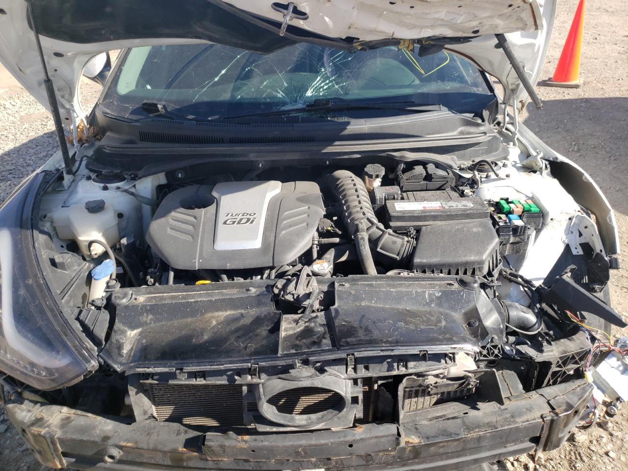 Photo 7 from auction – 2014 HYUNDAI VELOSTER T with VIN KMHTC6AE6EU189010