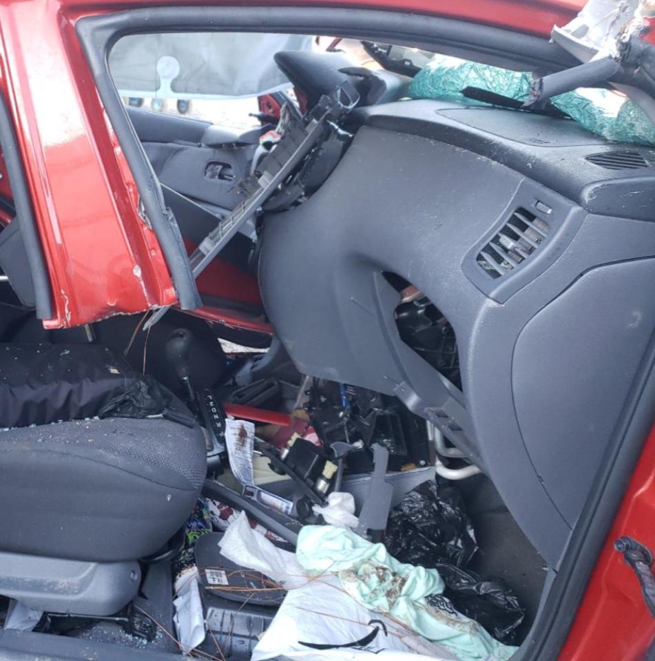 Photo 5 from auction – 2010 KIA RIO LX with VIN KNADH4A31A6647075