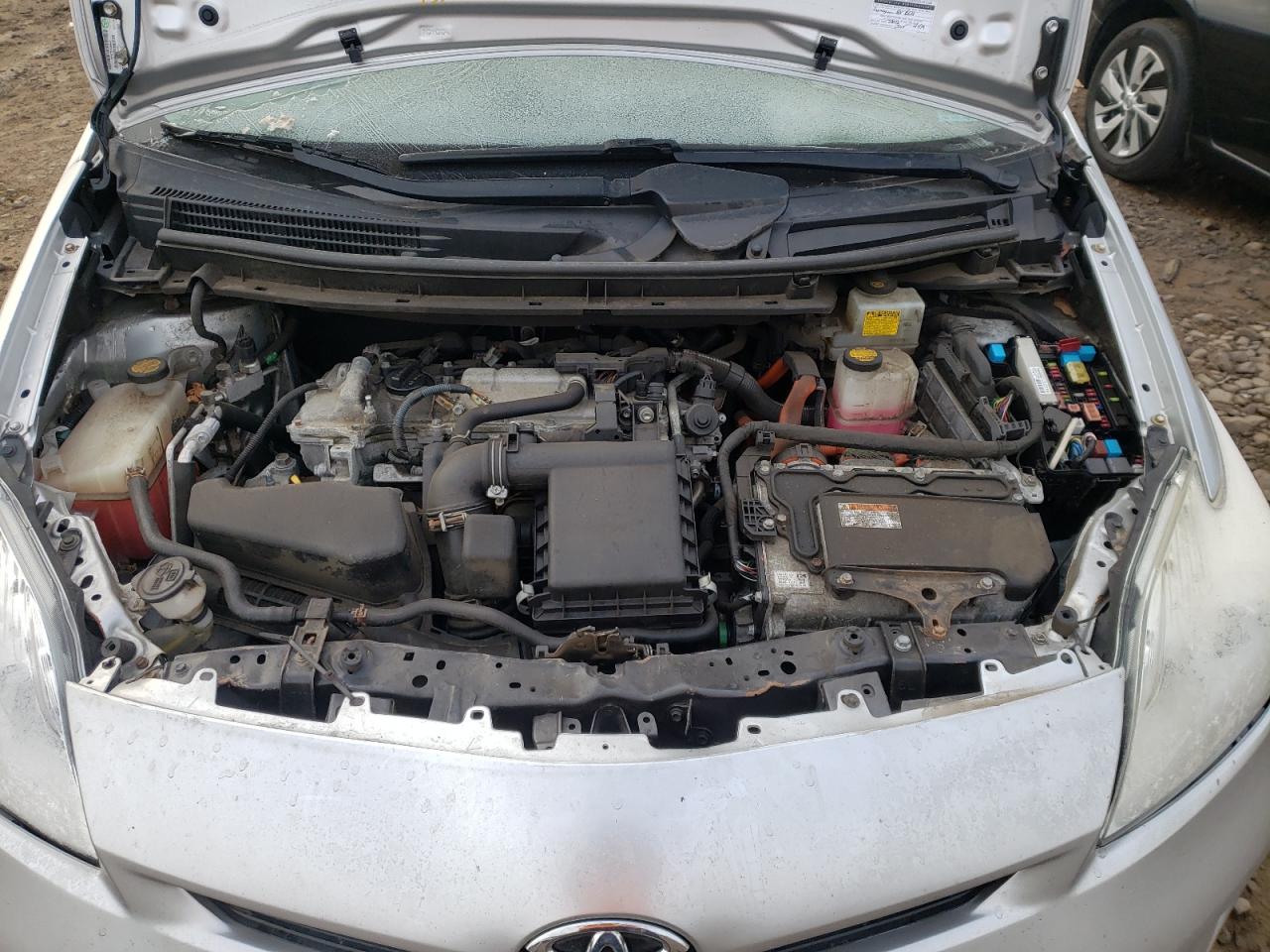 Photo 7 from auction – 2013 TOYOTA PRIUS with VIN JTDKN3DU9D5653024