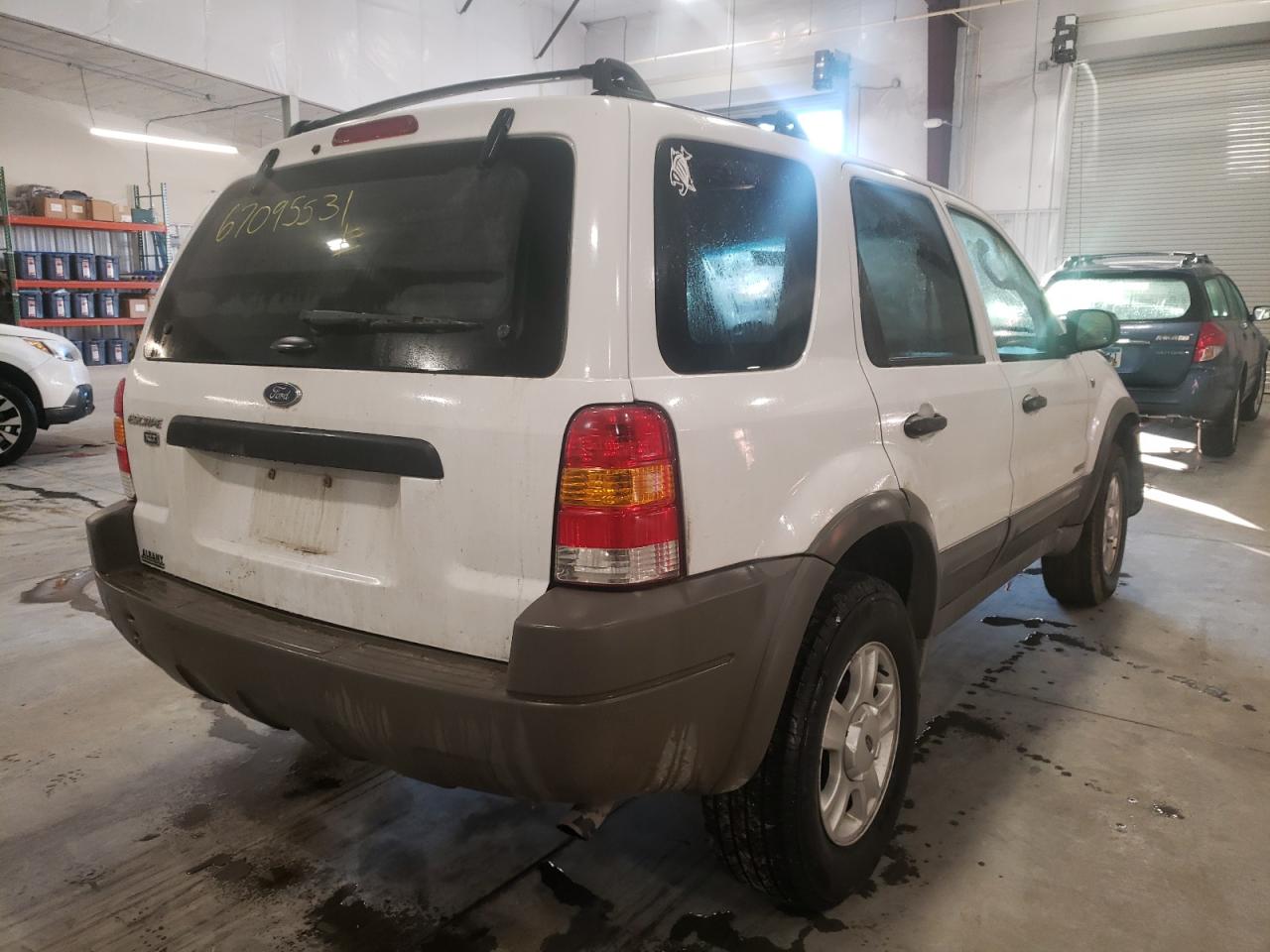 Photo 4 from auction – 2002 FORD ESCAPE XLT with VIN 1FMYU03132KC73948
