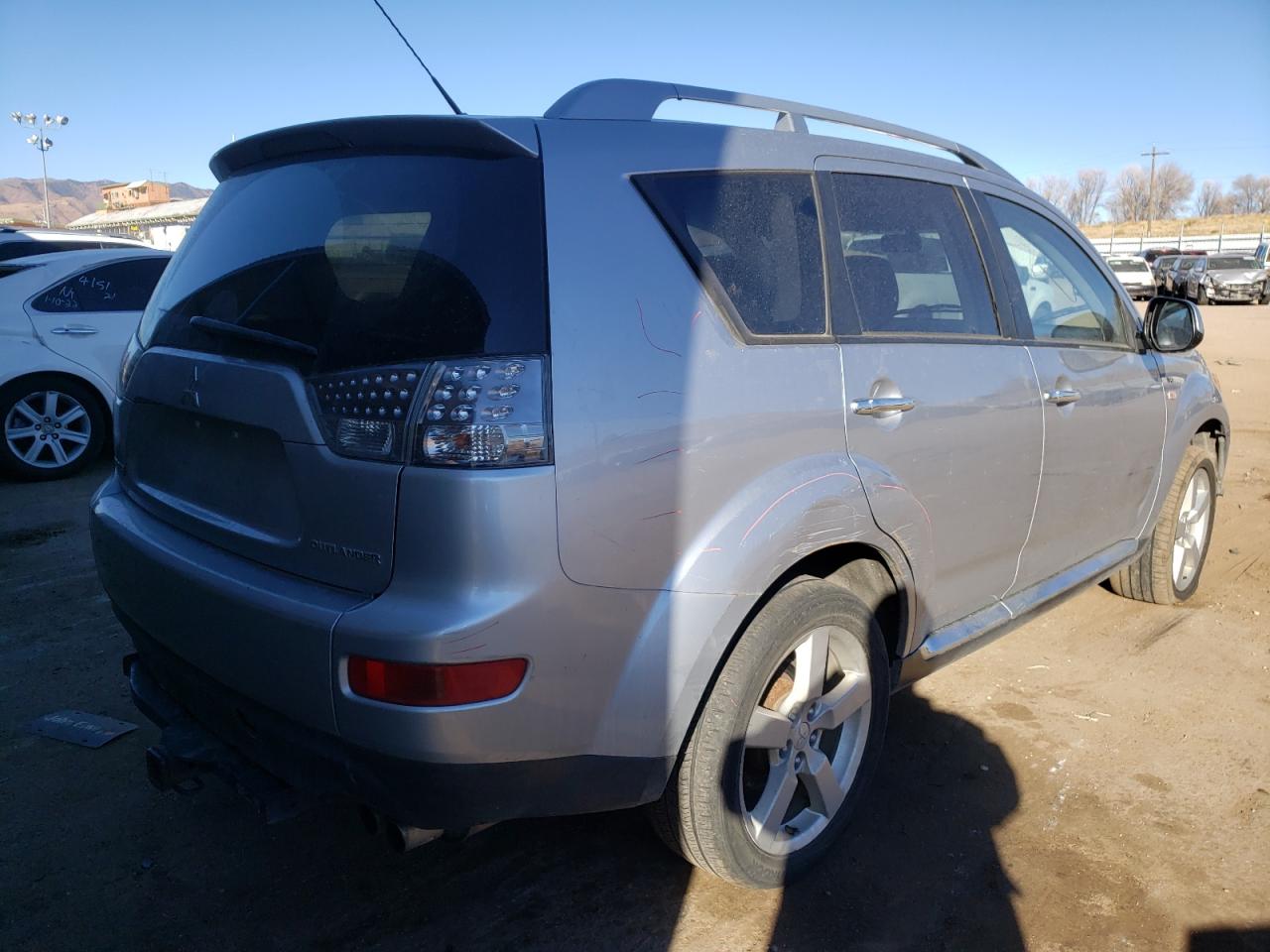 Photo 4 from auction – 2009 MITSUBISHI OUTLANDER with VIN JA4MT41X39Z010519