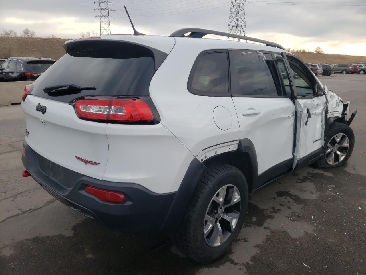 Photo 4 from auction – 2015 JEEP CHEROKEE T with VIN 1C4PJMBS4FW647928
