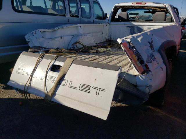 Photo 9 from auction – 2000 CHEVROLET SILVERADO with VIN 1GCGK24U0YE267509