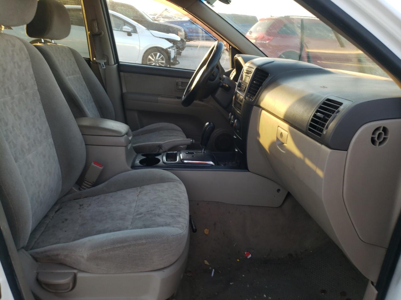 Photo 5 from auction – 2008 KIA SORENTO EX with VIN KNDJD735X85843078