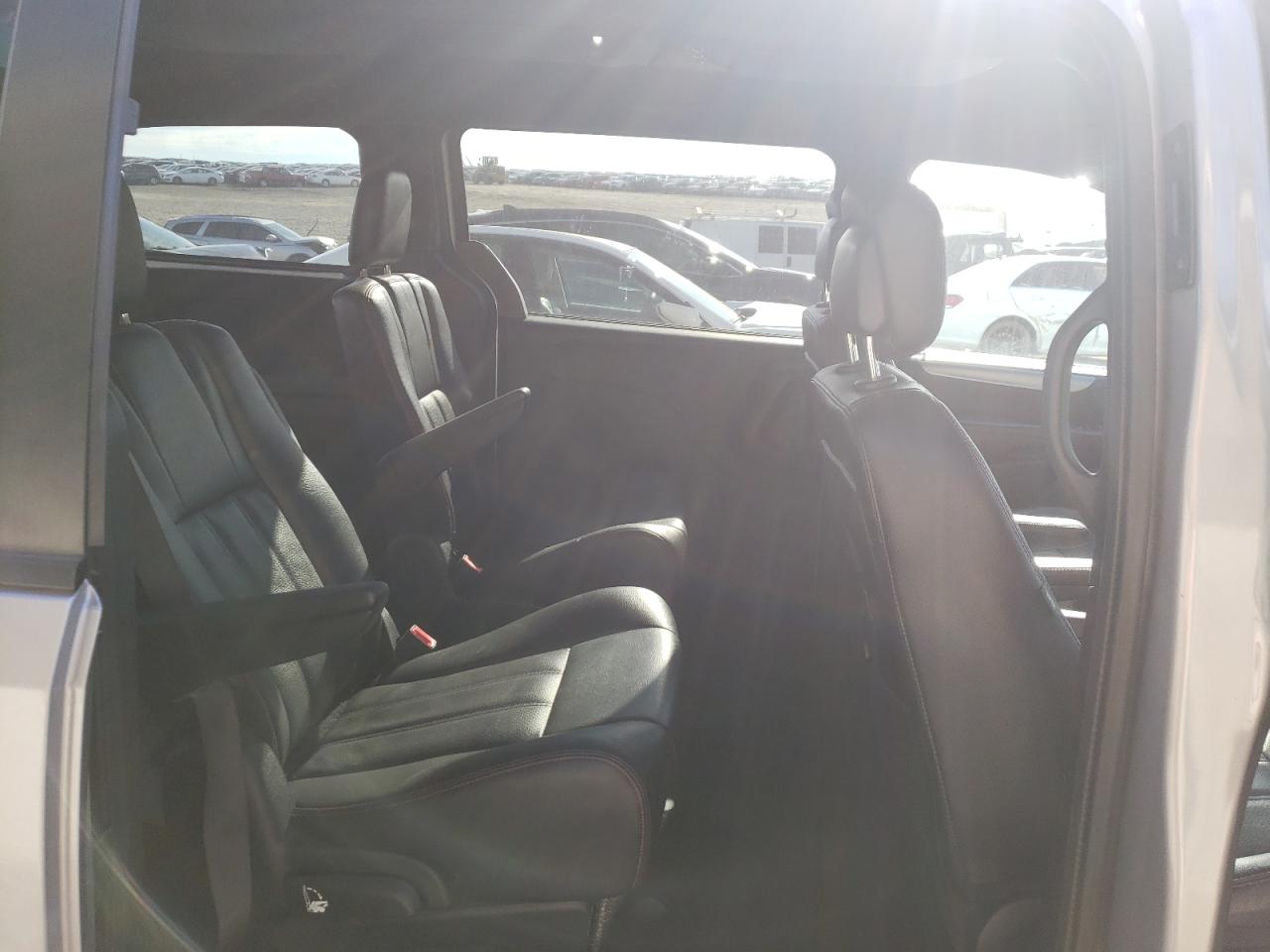 Photo 6 from auction – 2014 DODGE GRAND CARA with VIN 2C4RDGEG5ER385627