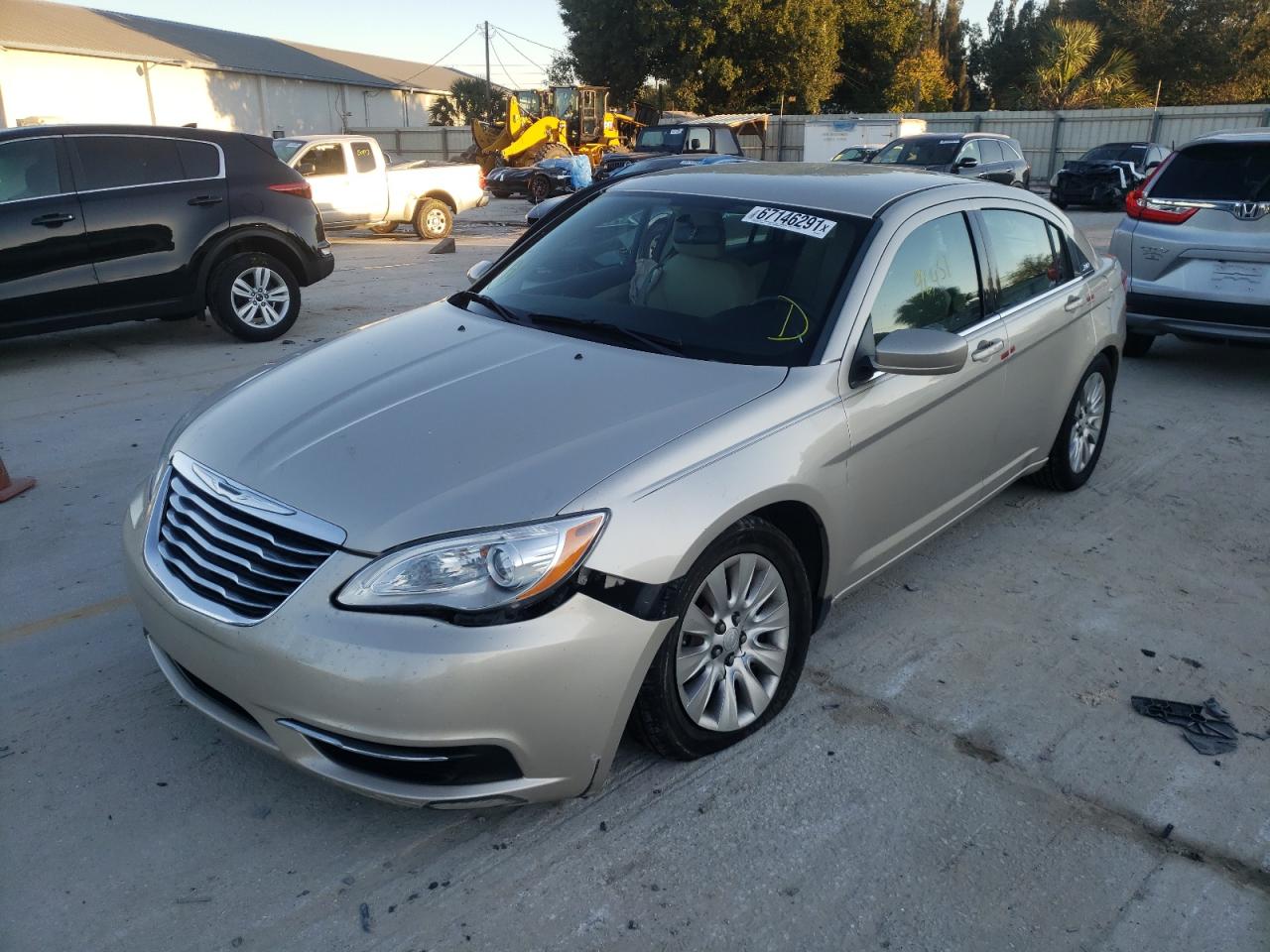 Photo 2 from auction – 2014 CHRYSLER 200 LX with VIN 1C3CCBAB9EN209722