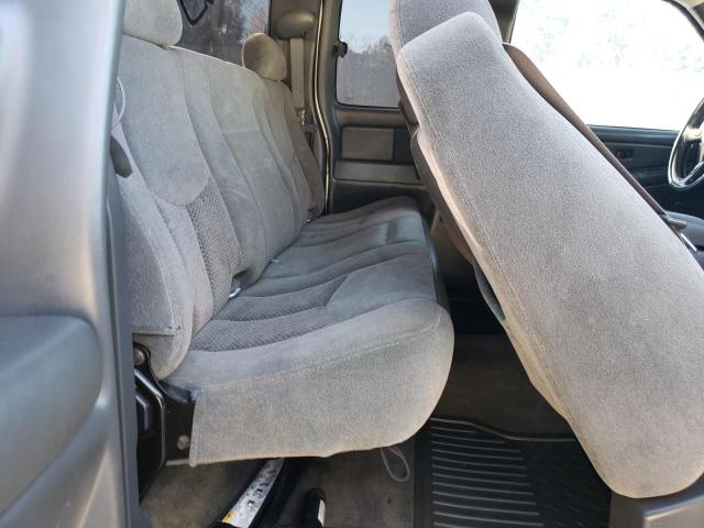 Photo 6 from auction – 2005 CHEVROLET SILVERADO with VIN 2GCEK19B951168564