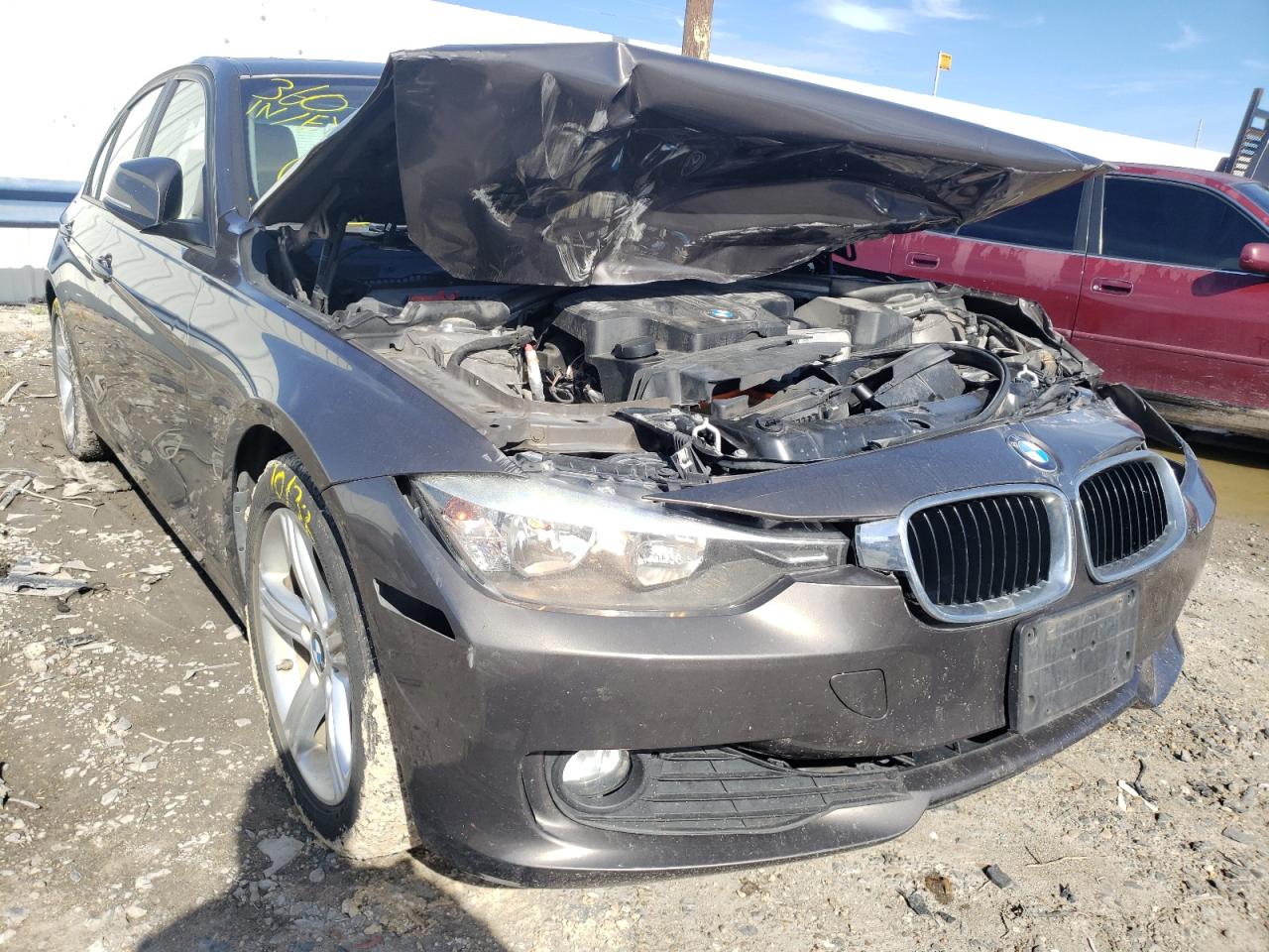 BMW 320 I 2014 z numerem VIN WBA3B1C50EK134729 - Zdjęcie z aukcji