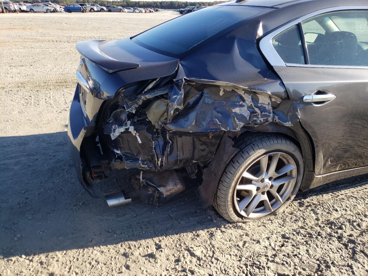 Photo 9 from auction – 2010 NISSAN MAXIMA S with VIN 1N4AA5AP6AC852403