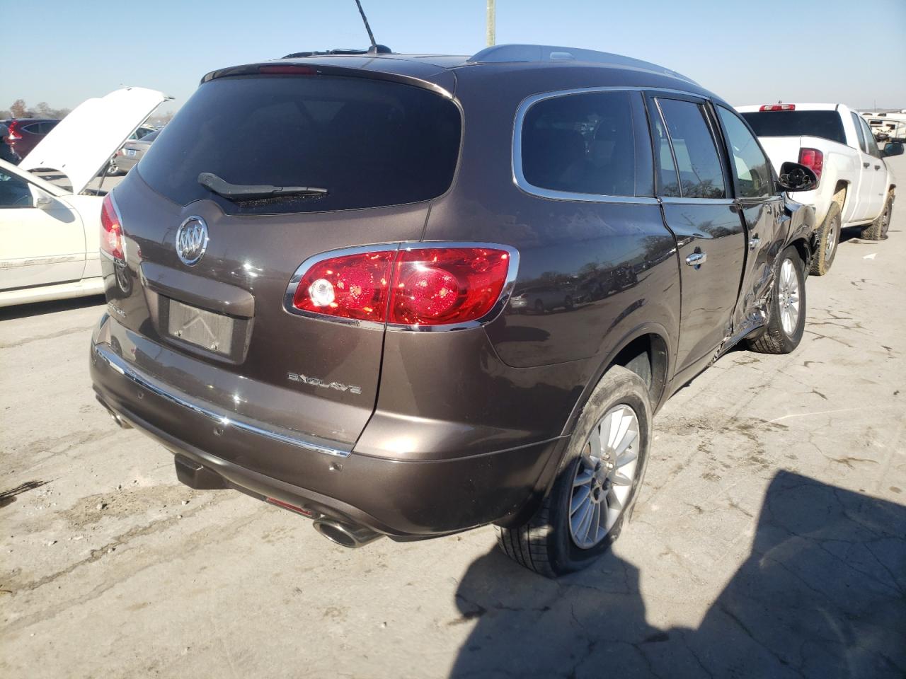 Photo 4 from auction – 2011 BUICK ENCLAVE CX with VIN 5GAKRAED8BJ223756