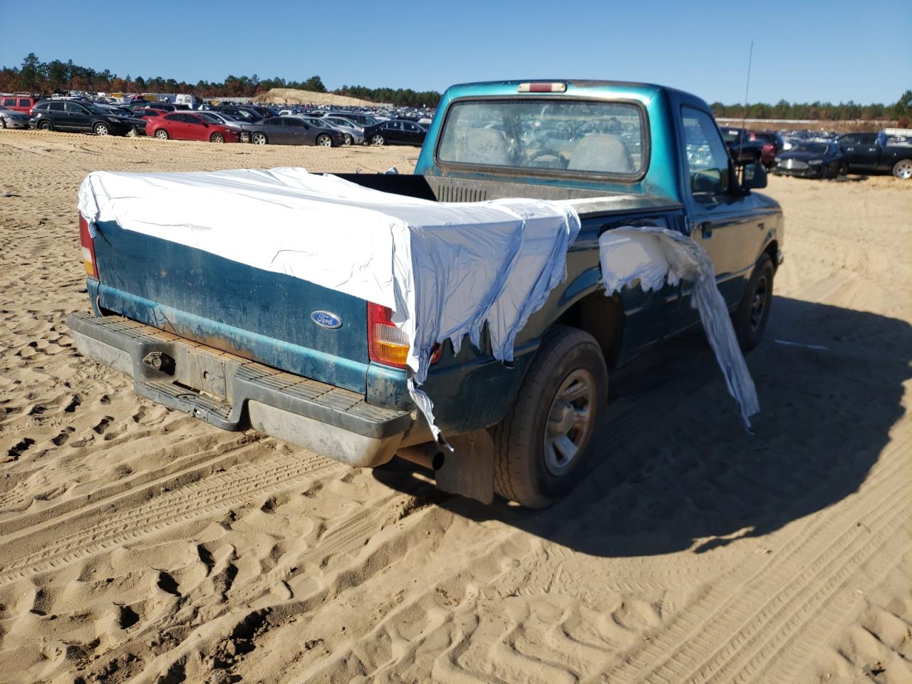Photo 4 from auction – 1994 FORD RANGER with VIN 1FTCR10A3RUA27801