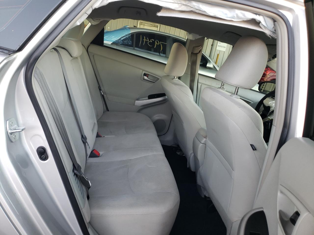 Photo 6 from auction – 2015 TOYOTA PRIUS with VIN JTDKN3DU8F2001323