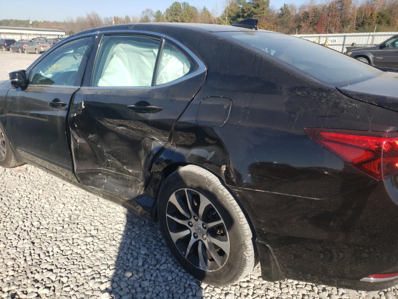 Photo 9 from auction – 2015 ACURA TLX with VIN 19UUB1F37FA008300