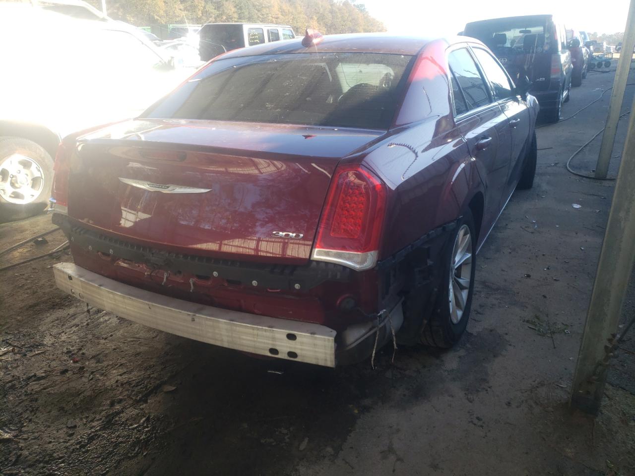 Photo 4 from auction – 2016 CHRYSLER 300 LIMITE with VIN 2C3CCAAG4GH273975