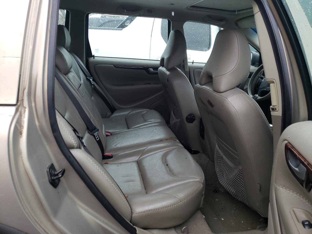 Photo 6 from auction – 2005 VOLVO XC70 with VIN YV1SZ592051198171