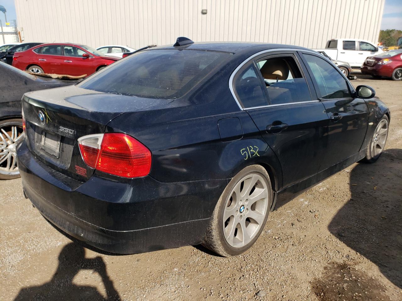 Photo 4 from auction – 2006 BMW 330 I with VIN WBAVB33556PS15511