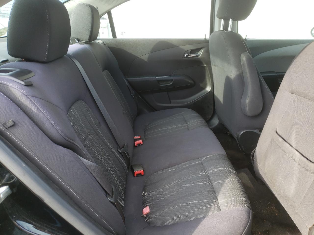 Photo 6 from auction – 2012 CHEVROLET SONIC LT with VIN 1G1JC5SH8C4213926