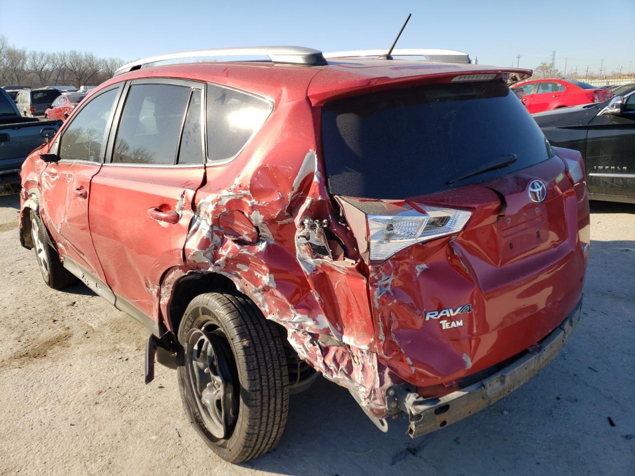Photo 3 from auction – 2014 TOYOTA RAV4 LE with VIN 2T3ZFREV8EW115396