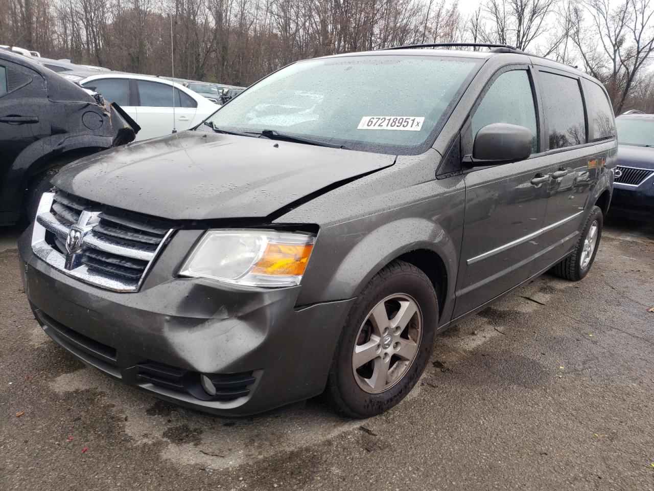 Photo 2 from auction – 2010 DODGE GRAND CARA with VIN 2D4RN5D17AR272905
