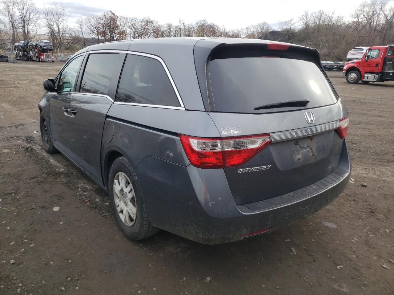 Photo 3 from auction – 2012 HONDA ODYSSEY LX with VIN 5FNRL5H26CB019935