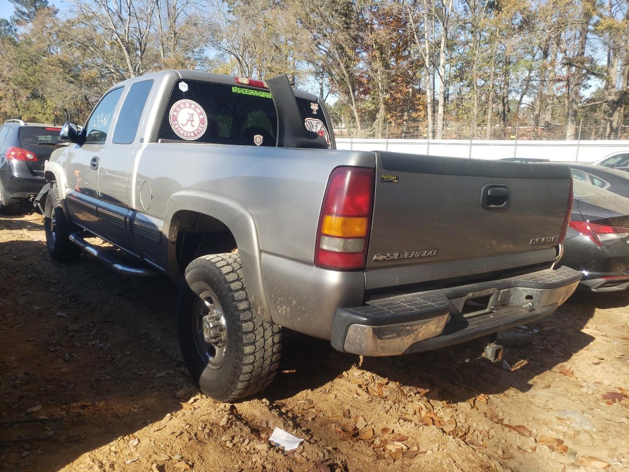 Photo 3 from auction – 2001 CHEVROLET SILVERADO with VIN 1GCHC29U41E275659