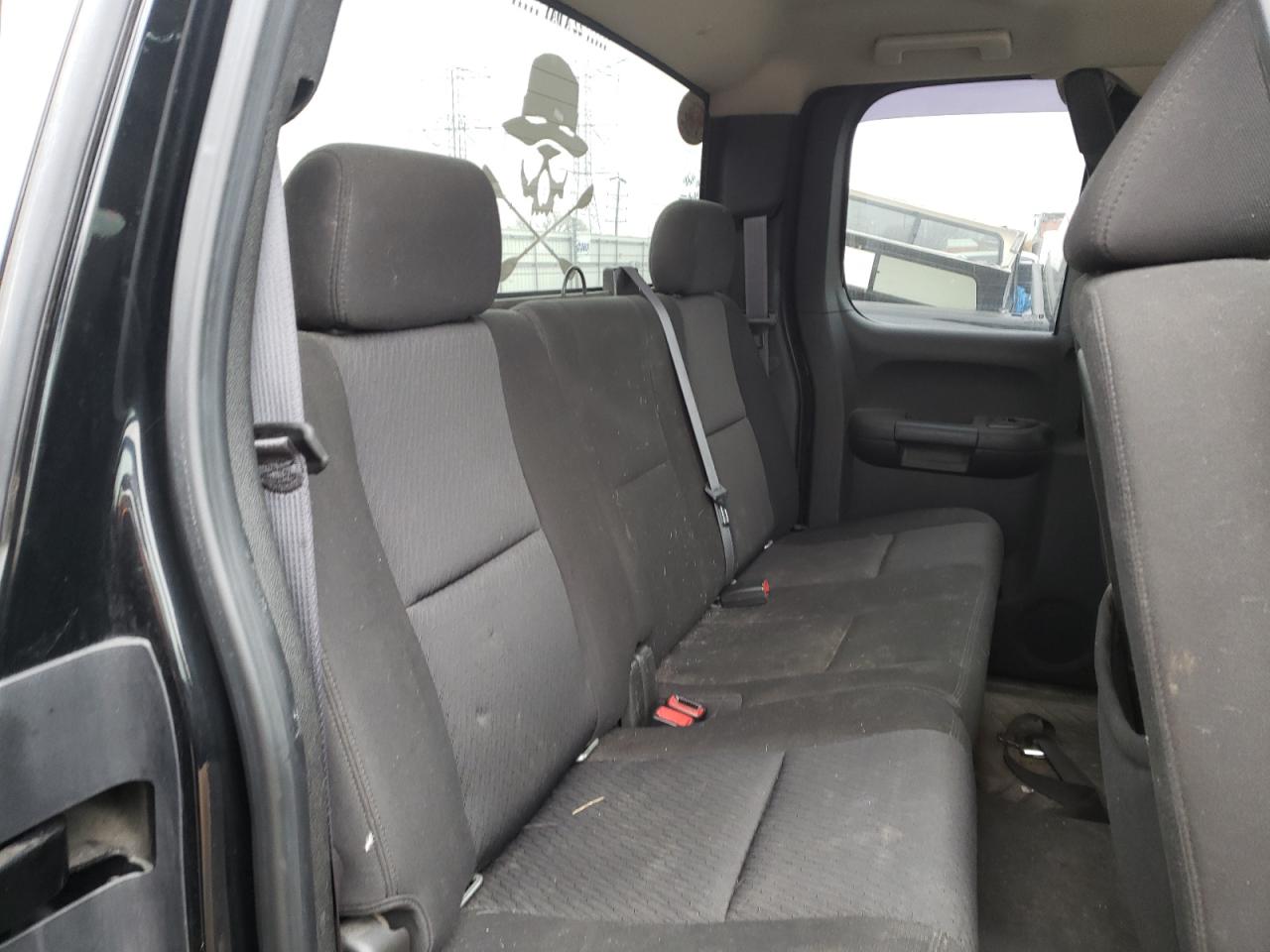 Photo 6 from auction – 2011 CHEVROLET SILVERADO with VIN 1GCRKSE34BZ131785