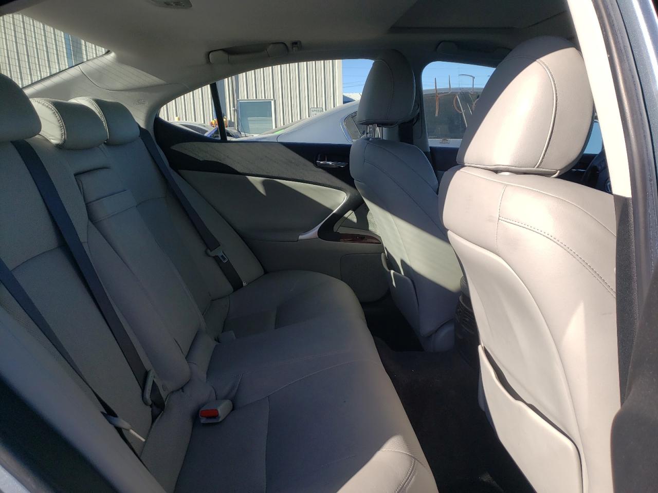 Photo 6 from auction – 2007 LEXUS IS 250 with VIN JTHBK262975034120