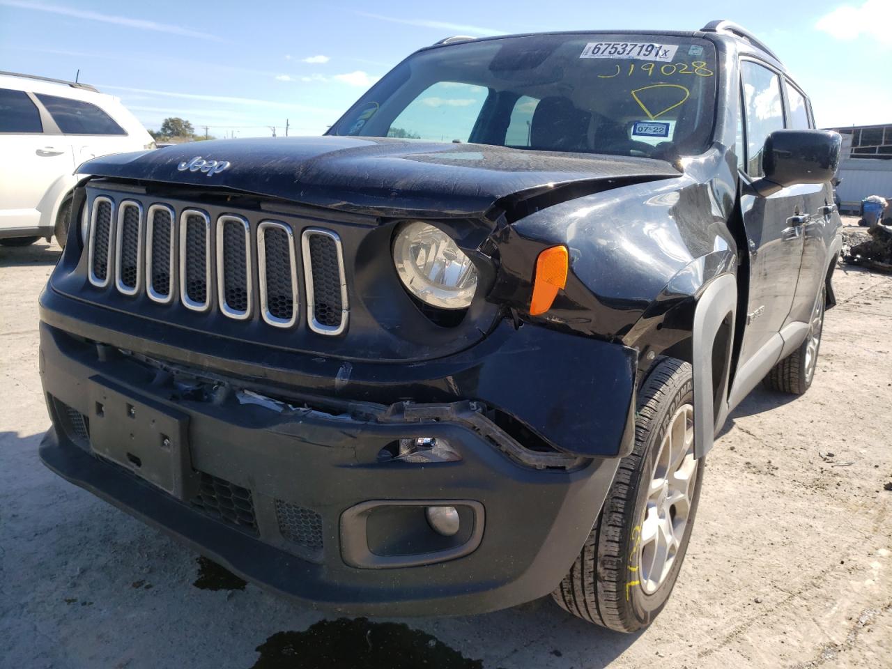Photo 2 from auction – 2018 JEEP RENEGADE L with VIN ZACCJBBB5JPJ19028