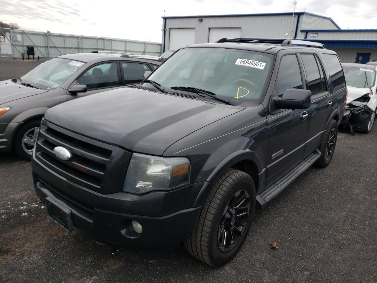 Photo 2 from auction – 2007 FORD EXPEDITION with VIN 1FMFU205X7LA33811