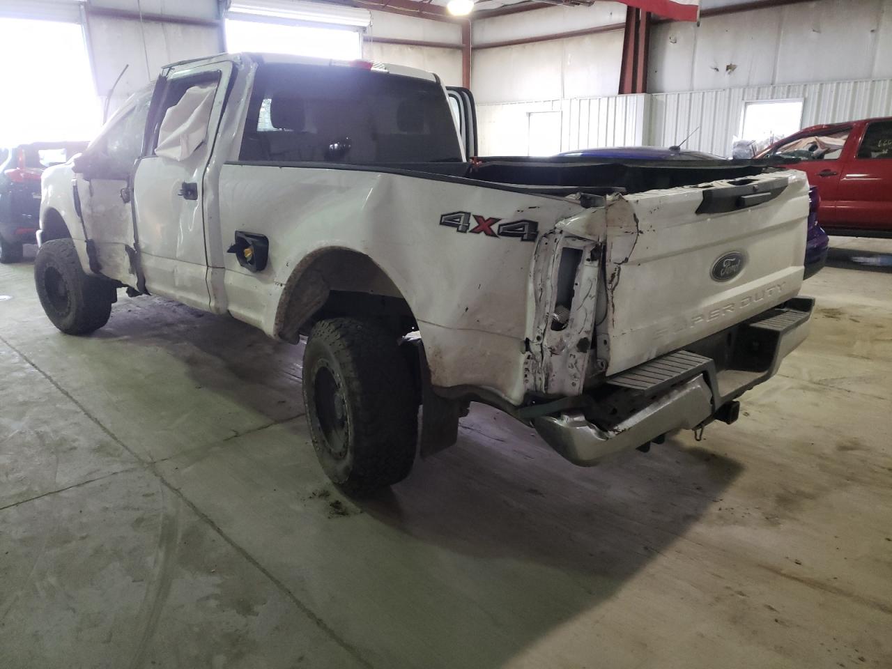 Photo 3 from auction – 2018 FORD F250 SUPER with VIN 1FT7W2B69JEB51529