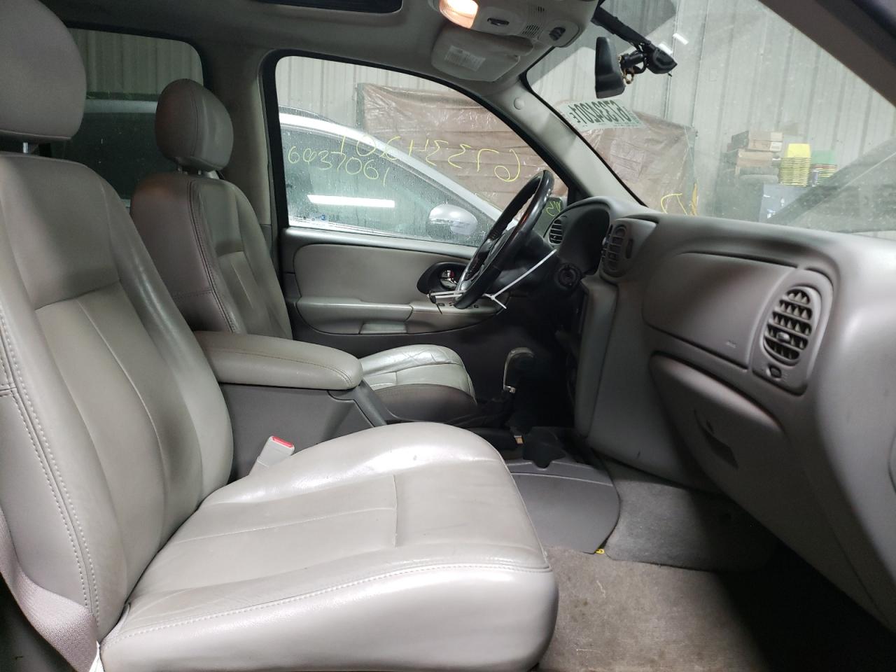 Photo 5 from auction – 2006 CHEVROLET TRAILBLAZE with VIN 1GNDT13S362111495