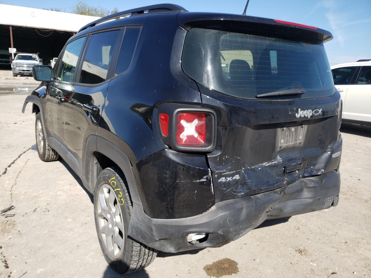 Photo 3 from auction – 2018 JEEP RENEGADE L with VIN ZACCJBBB5JPJ19028