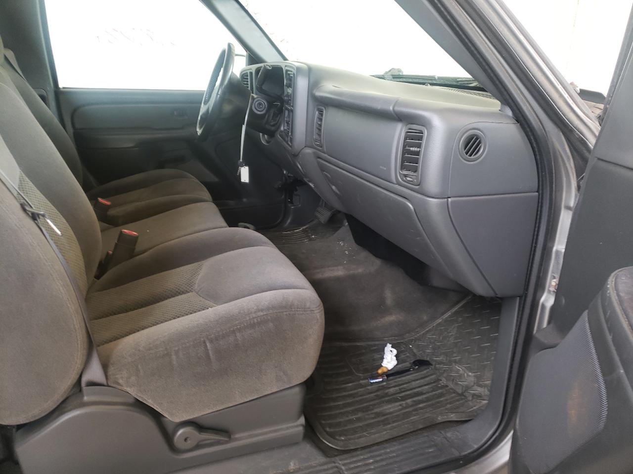 Photo 5 from auction – 2006 CHEVROLET SILVERADO with VIN 2GCEC19T161146257