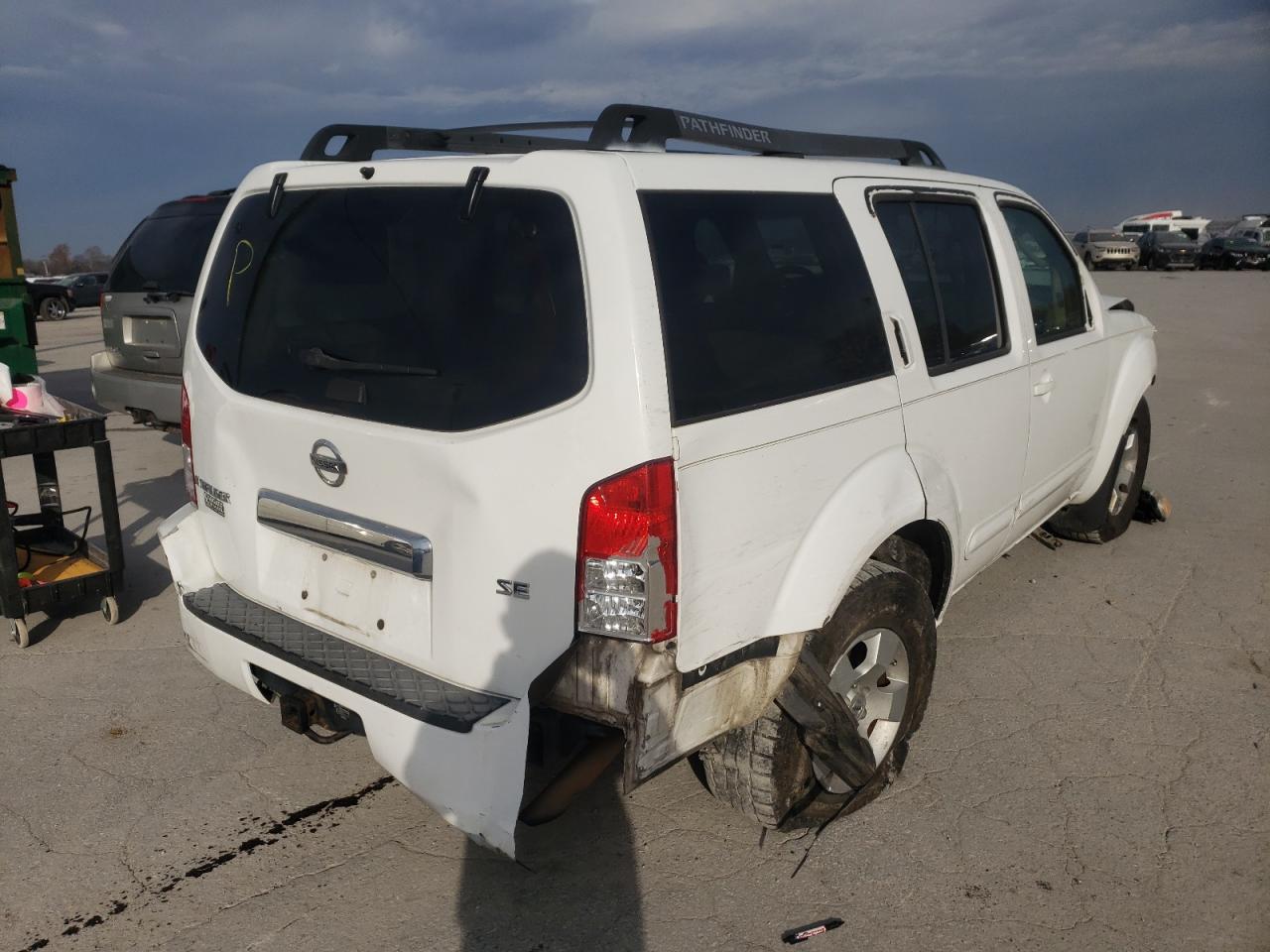 Photo 4 from auction – 2006 NISSAN PATHFINDER with VIN 5N1AR18U56C624645