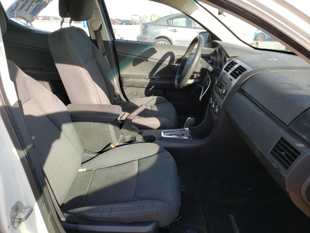 Photo 5 from auction – 2010 DODGE AVENGER R/ with VIN 1B3CC4FB2AN171407