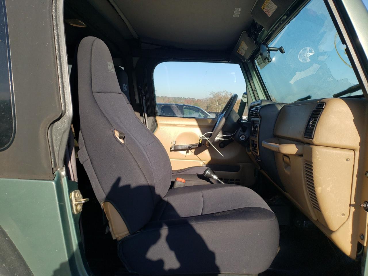 صورة رقم 5 من المزاد - 2000 JEEP WRANGLER / مع VIN 1J4FA49S3YP774257