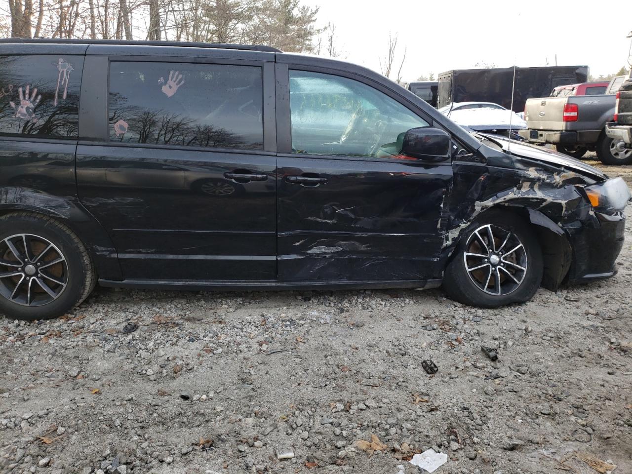 Photo 9 from auction – 2017 DODGE GRAND CARA with VIN 2C4RDGEG4HR813448