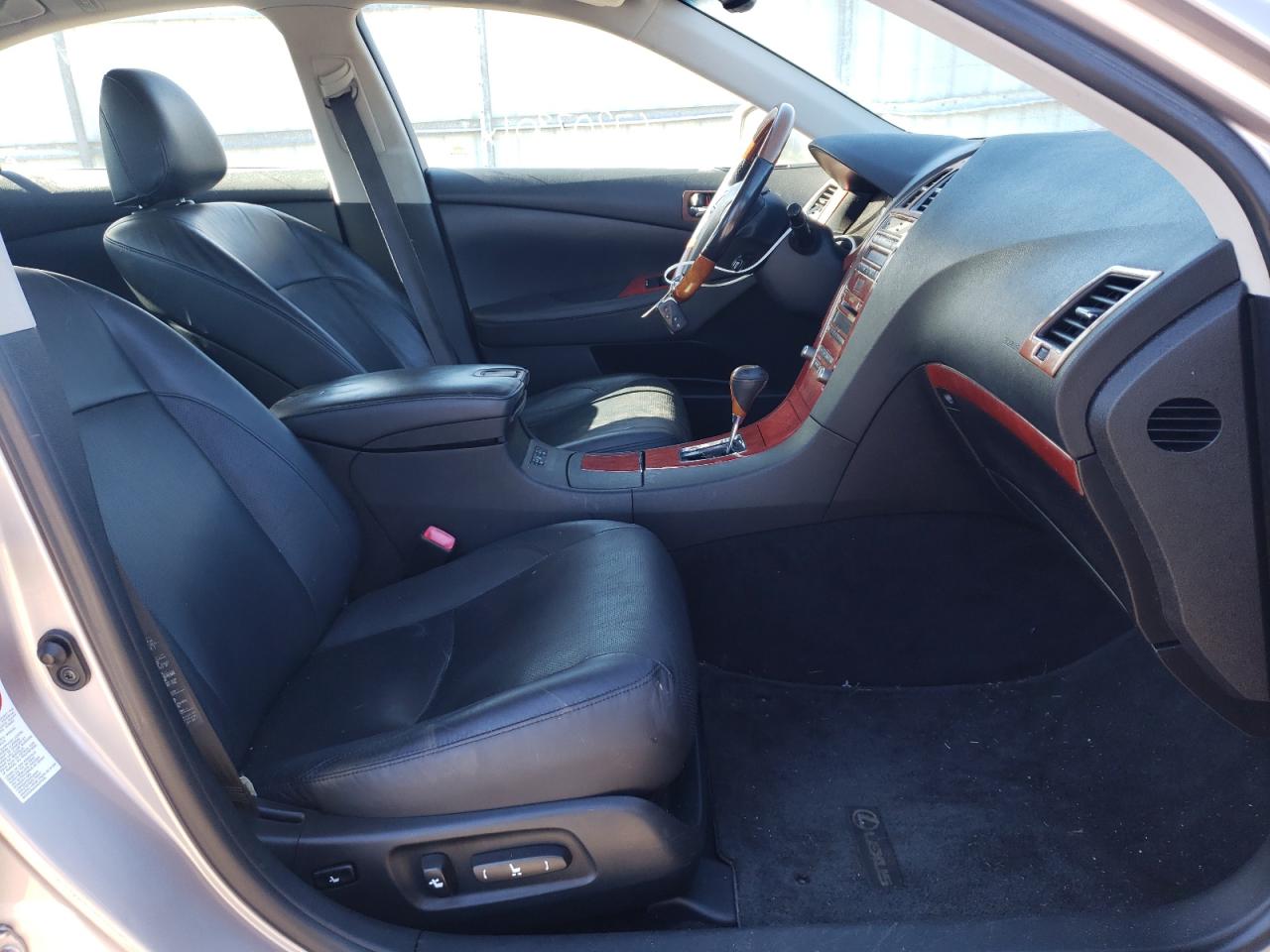 Photo 5 from auction – 2007 LEXUS ES 350 with VIN JTHBJ46G472061334