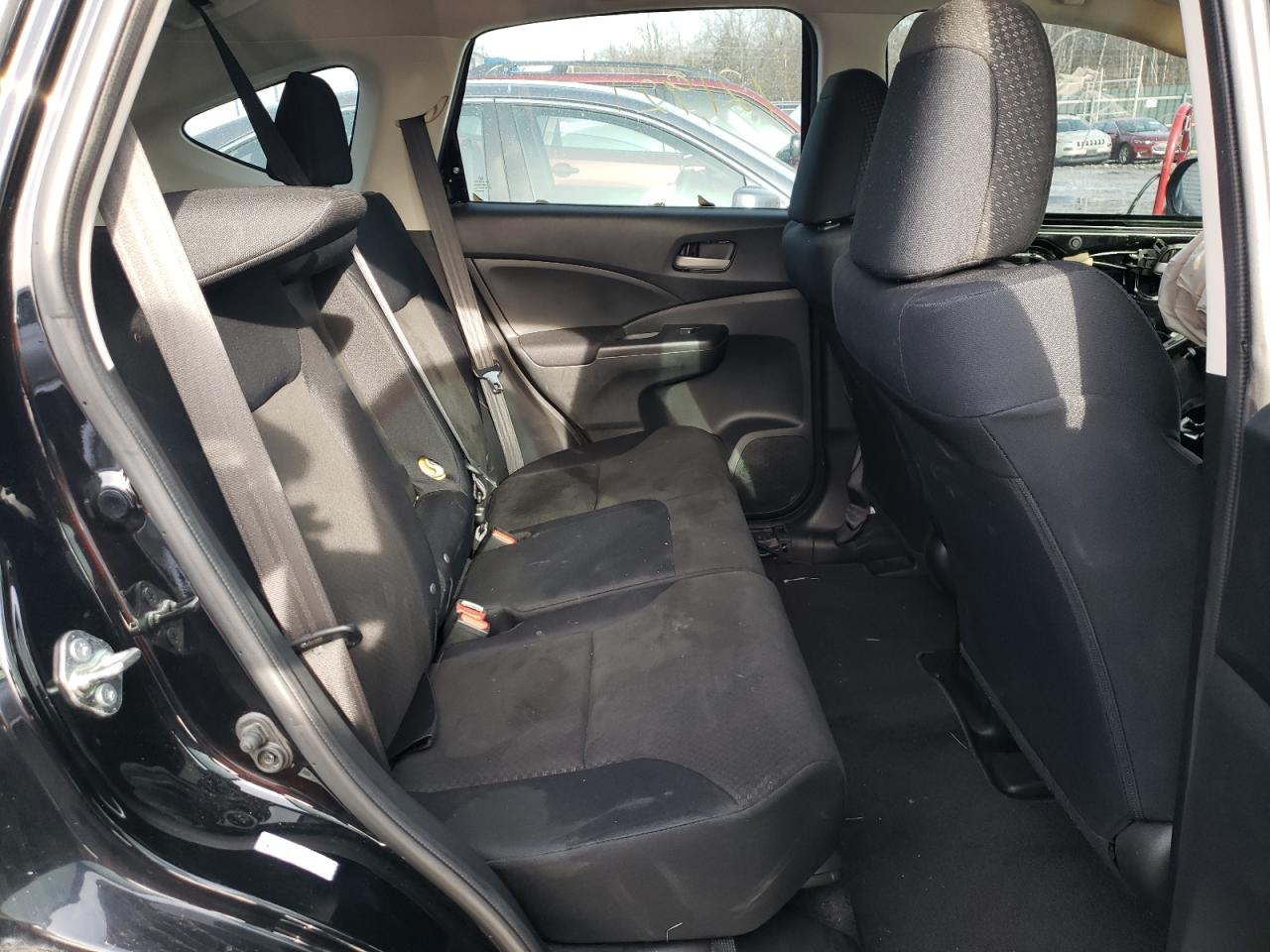 Photo 6 from auction – 2015 HONDA CR-V LX with VIN 5J6RM4H32FL044486
