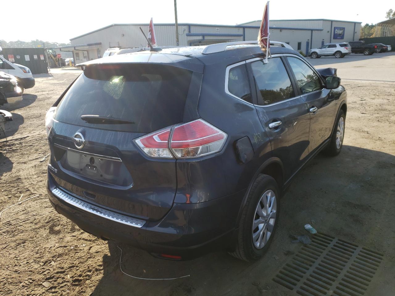 Photo 4 from auction – 2016 NISSAN ROGUE S with VIN KNMAT2MTXGP733413