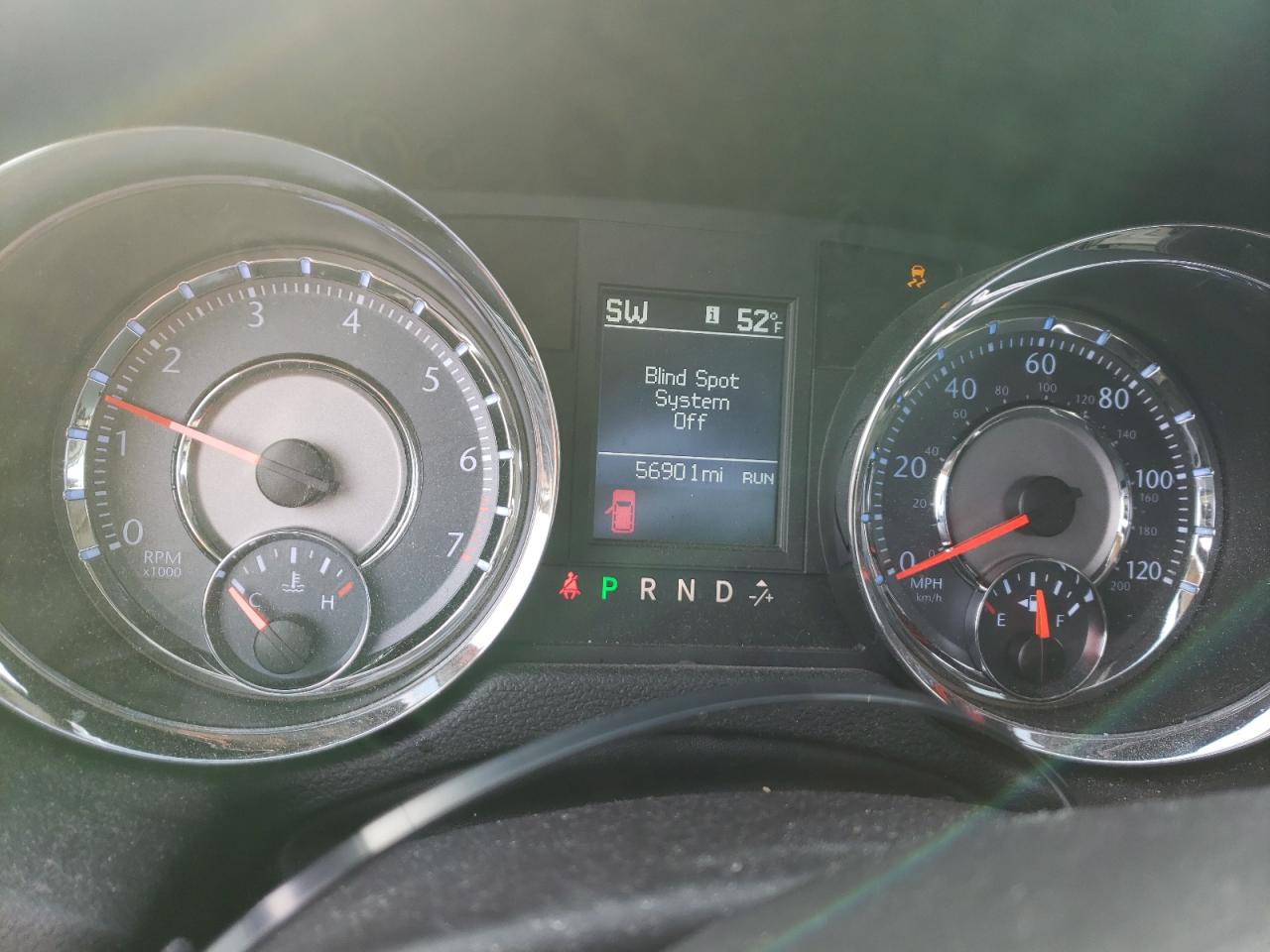 Photo 8 from auction – 2011 CHRYSLER TOWN & COU with VIN 2A4RR8DG7BR782237