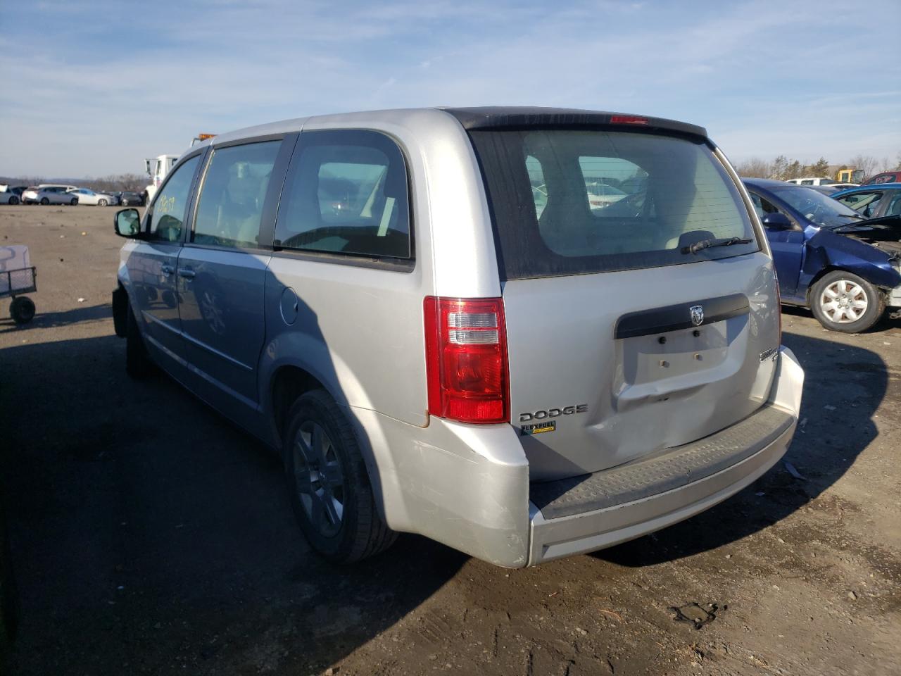 Photo 3 from auction – 2010 DODGE GRAND CARA with VIN 2D4RN4DE0AR477432