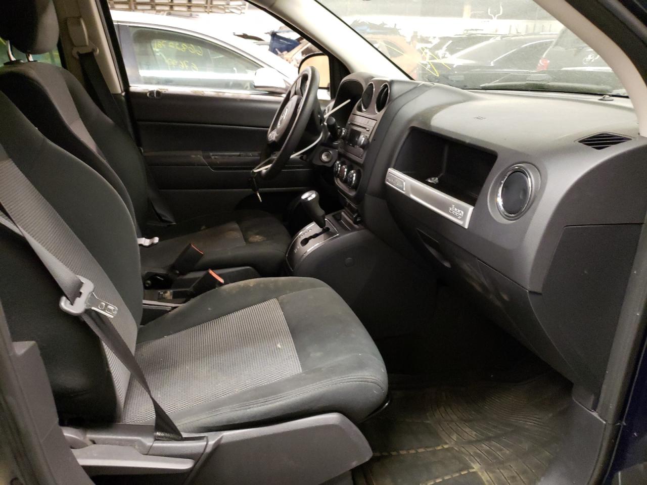 Photo 5 from auction – 2016 JEEP COMPASS SP with VIN 1C4NJDBBXGD523876