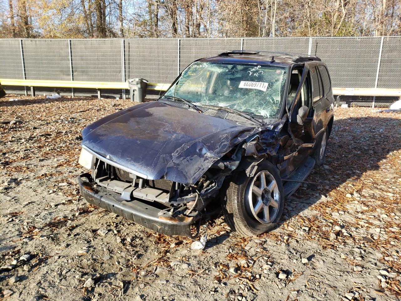 Photo 2 from auction – 2007 GMC ENVOY with VIN 1GKDT13S172272930