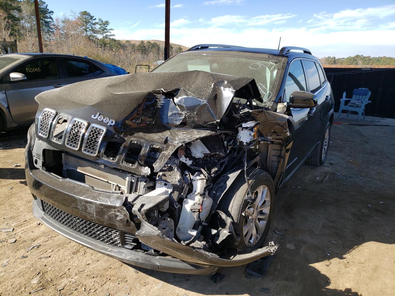 Photo 2 from auction – 2019 JEEP CHEROKEE L with VIN 1C4PJLCB5KD344834