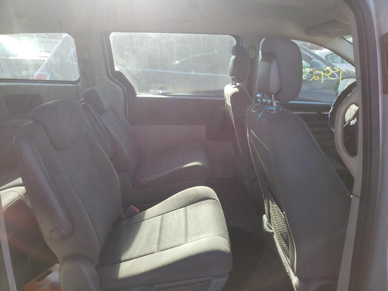 Photo 6 from auction – 2010 DODGE GRAND CARA with VIN 2D4RN4DE0AR477432
